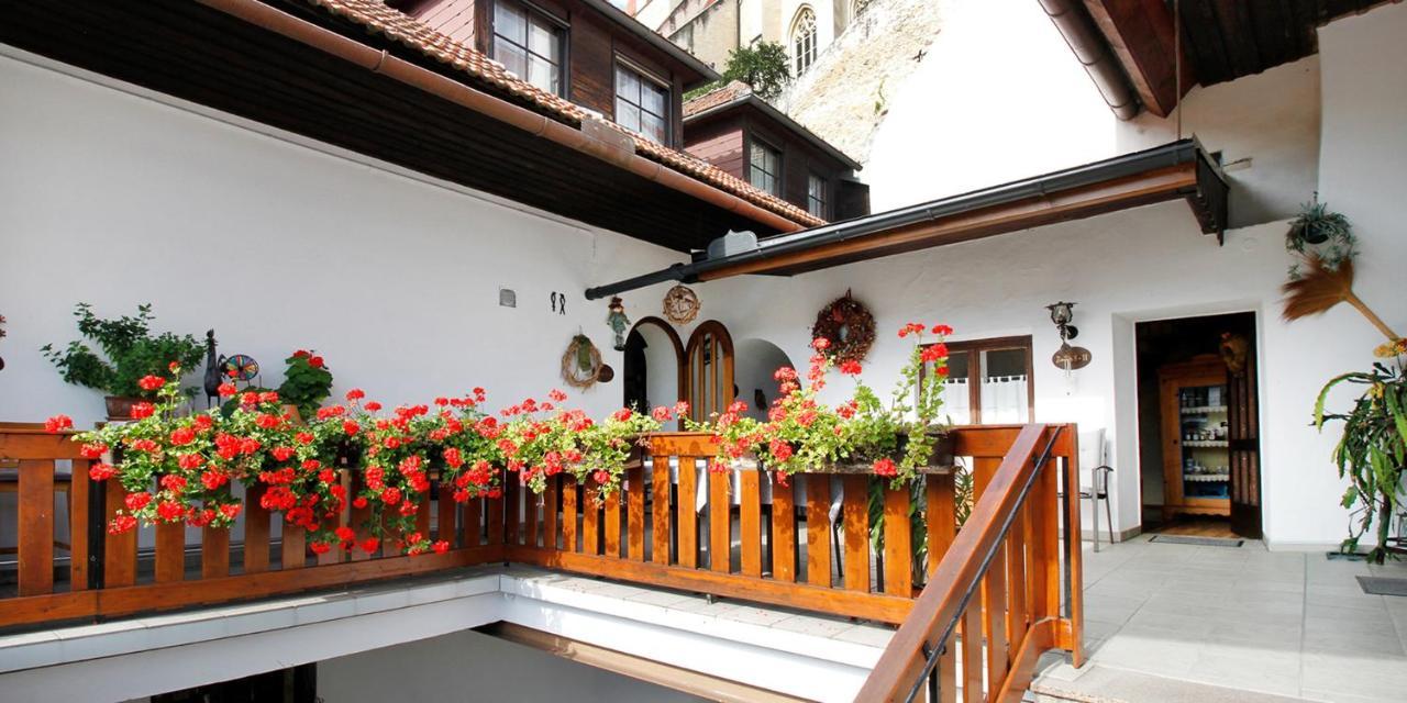 Pension Gaestehaus Heller Weissenkirchen in der Wachau Exterior foto