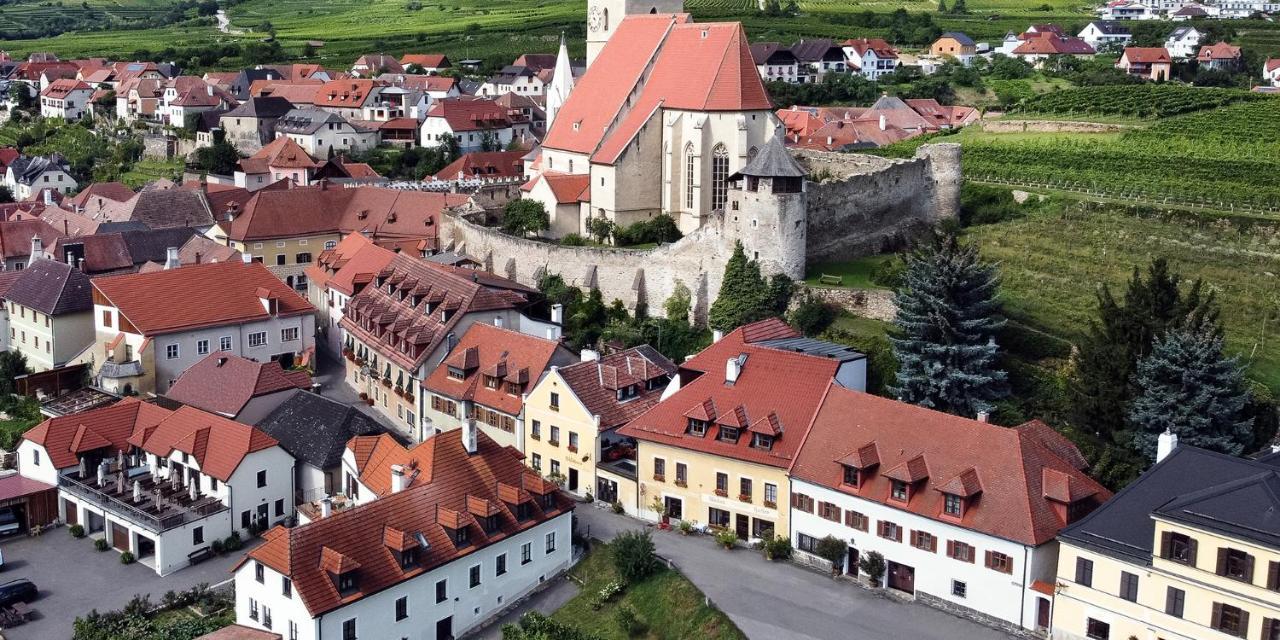 Pension Gastehaus Heller Weissenkirchen in der Wachau Exterior foto